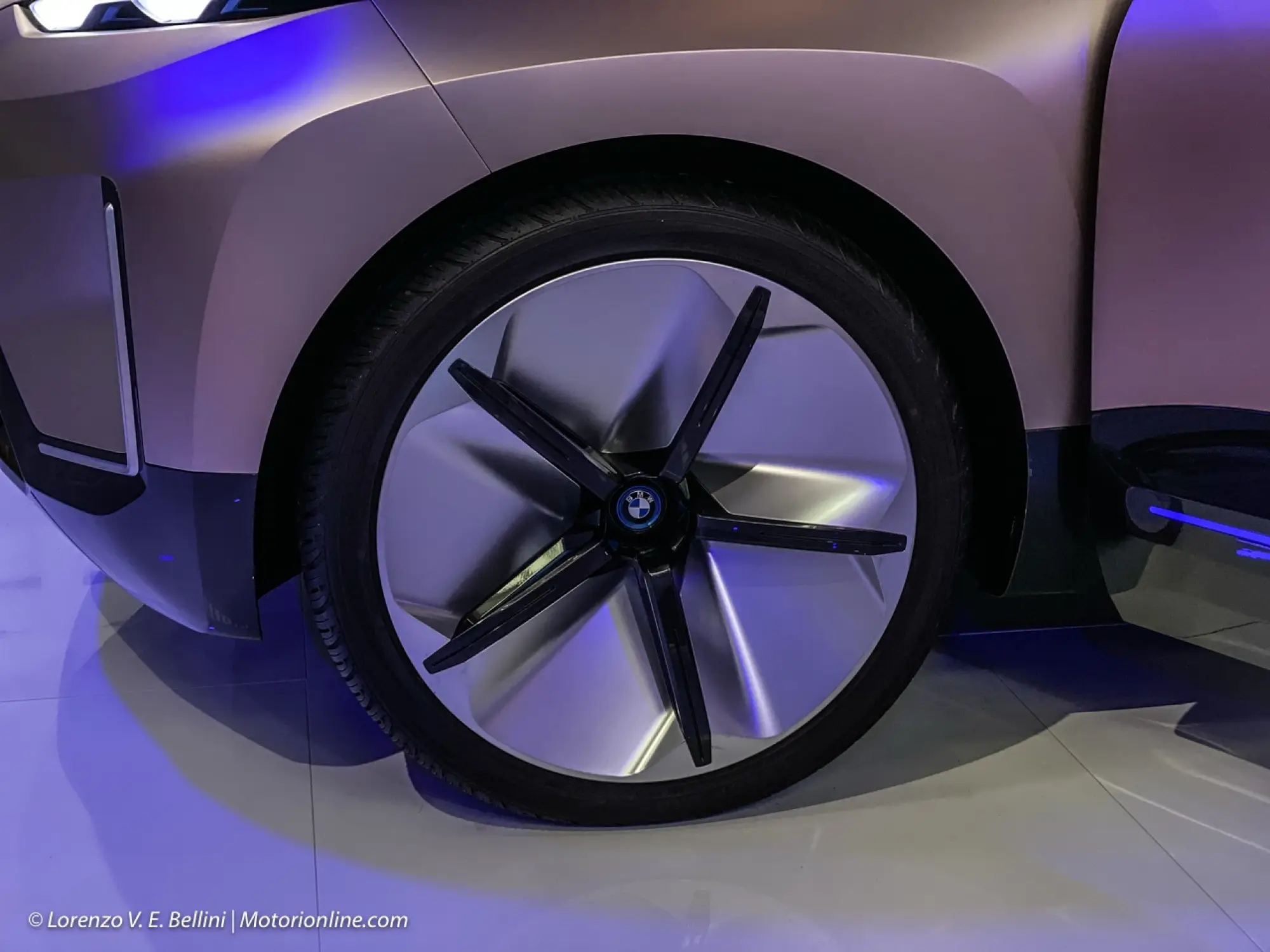 BMW iNext Concept - Foto LIVE a ElectrifYou - 16