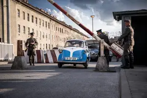 BMW Isetta - Film The Small Escape - 4