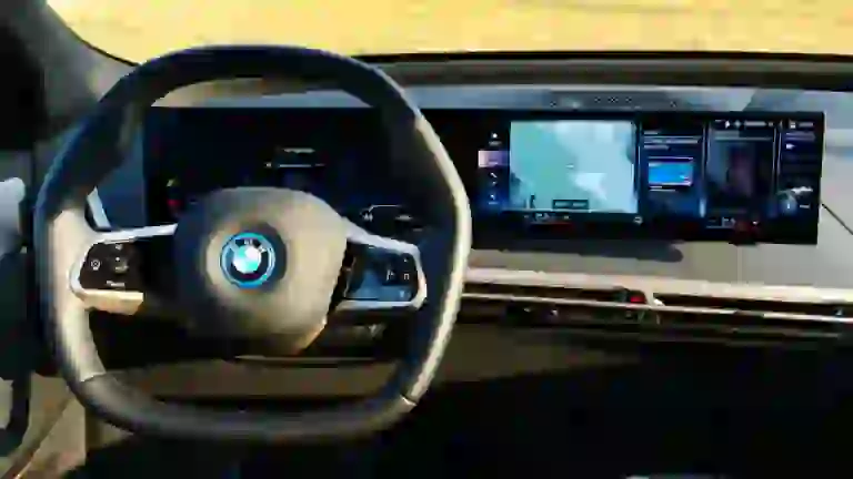 BMW iX 2022 - Come va - 16