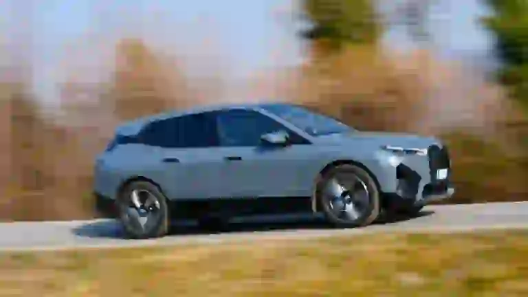 BMW iX 2022 - Come va - 4