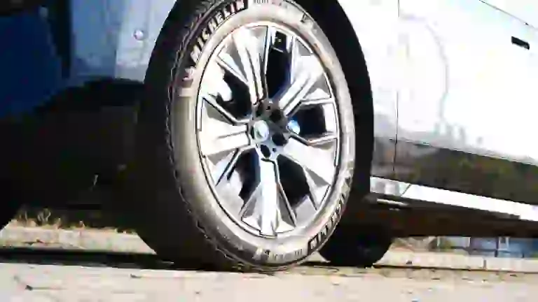 BMW iX 2022 - Come va - 7