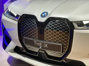 BMW iX - Salone di Monaco 2021