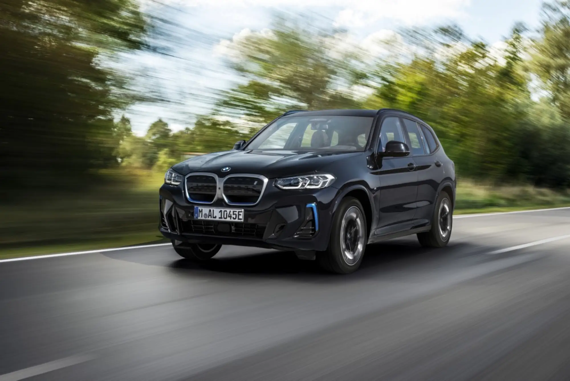 BMW iX3 2022 - Foto ufficiali - 14