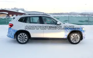 BMW iX3 - Foto spia 27-03-2019 - 4