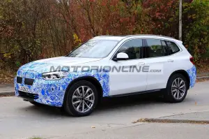 BMW iX3 - Foto spia 31-10-2018 - 5