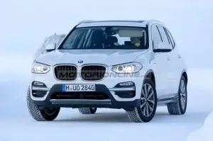 BMW iX3 foto spia 9 febbraio 2018