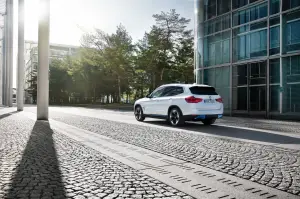 BMW iX3 - Foto ufficiali - 13