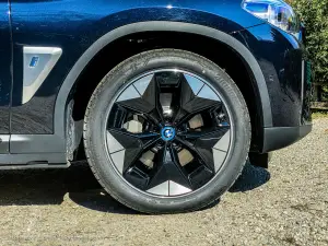 BMW iX3 - Primo Contatto