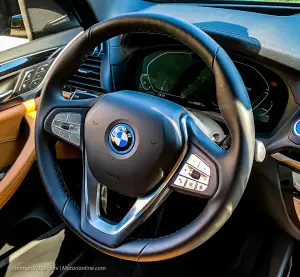 BMW iX3 - Primo Contatto