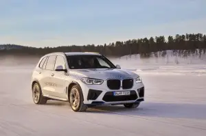 BMW iX5 Hydrogen test invernali - Foto