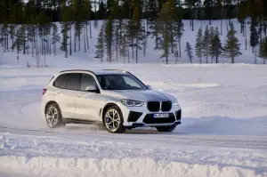 BMW iX5 Hydrogen test invernali - Foto - 62