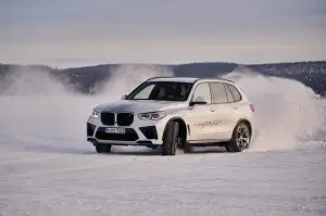 BMW iX5 Hydrogen test invernali - Foto