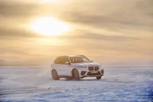 BMW iX5 Hydrogen test invernali - Foto