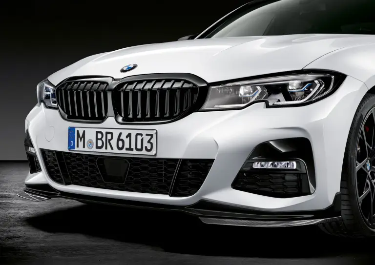 BMW M Performance - Serie 3 Touring - Serie 8 Gran Coupe - X1 - 12
