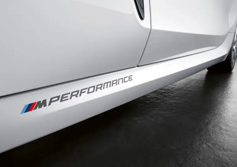 BMW M Performance - Serie 3 Touring - Serie 8 Gran Coupe - X1 - 3