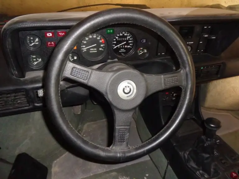 BMW M1 - 8