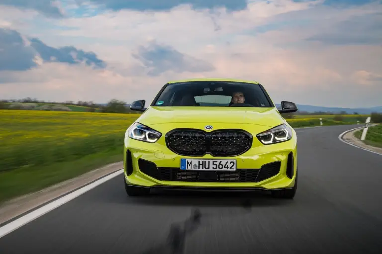 BMW M135i Sao Paulo Yellow - Foto - 1