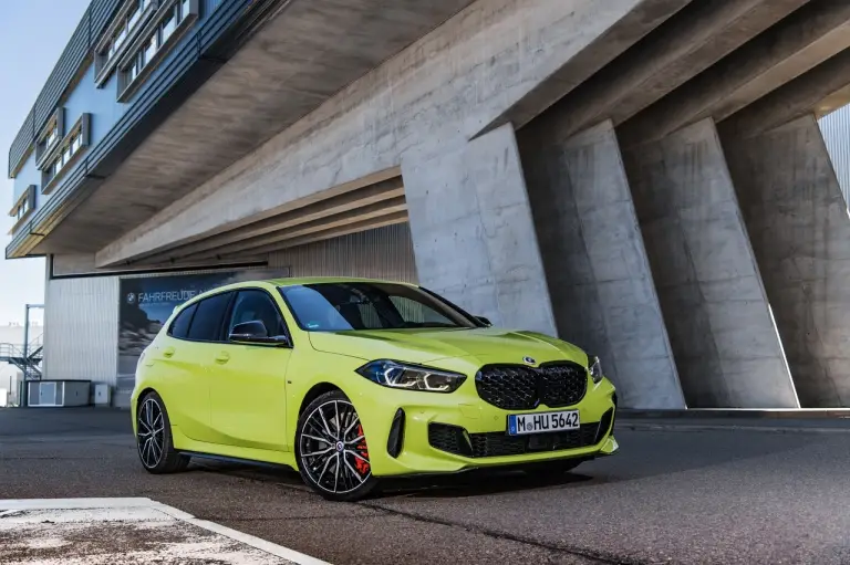 BMW M135i Sao Paulo Yellow - Foto - 42