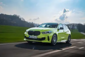 BMW M135i Sao Paulo Yellow - Foto - 3