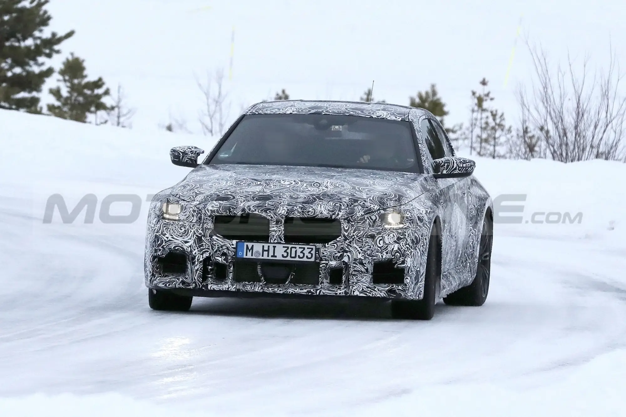 BMW M2 2022 - Foto Spia 21-01-2022 - 10