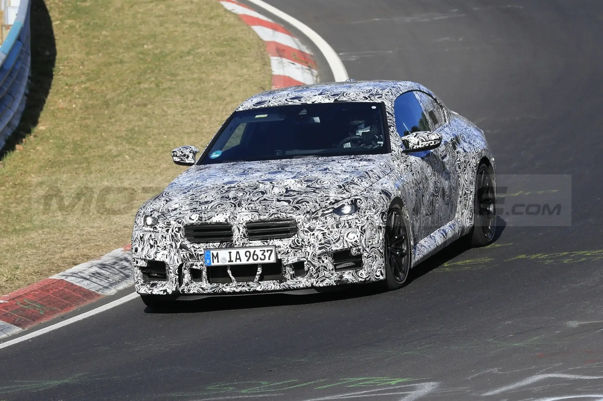 BMW M2 2023 - Foto Spia 23-03-2022 - 7