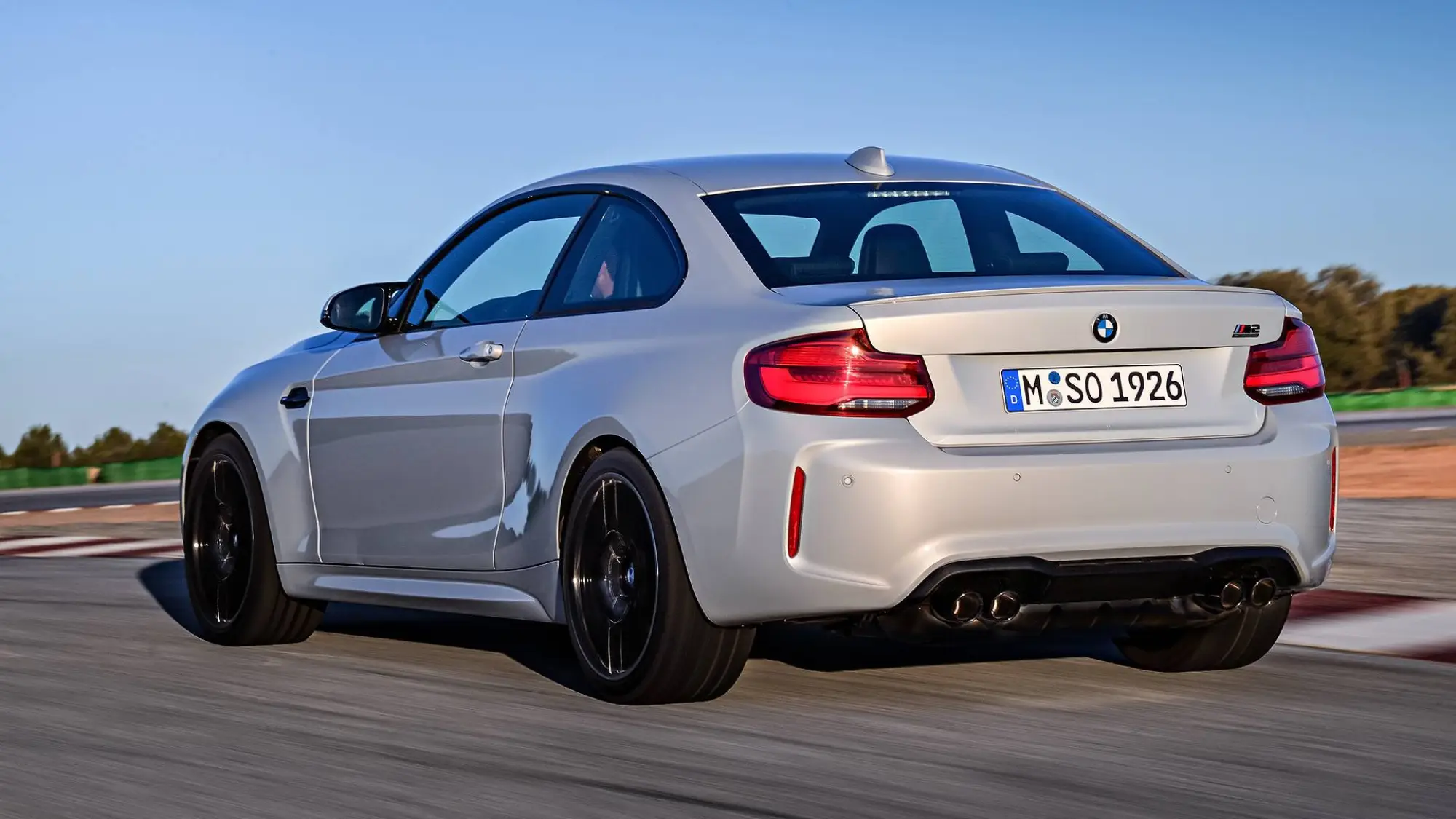 BMW M2 Competition - 25