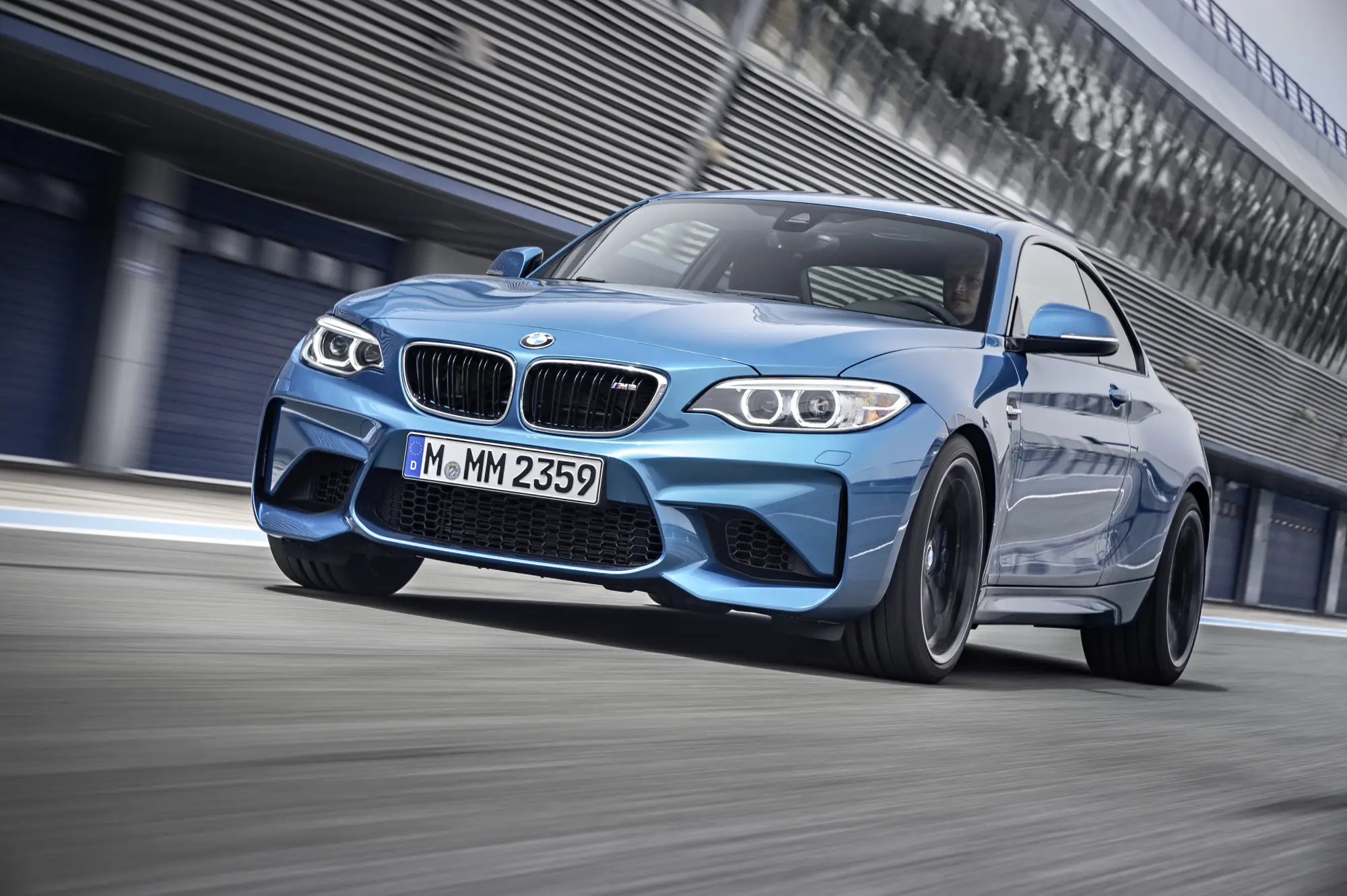 BMW M2 Coupe - MEGA GALLERY - 12