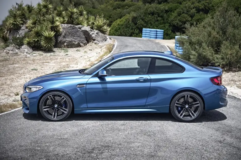 BMW M2 Coupe - nuova galleria - 9