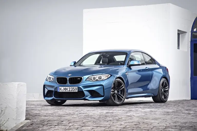 BMW M2 Coupe - nuova galleria - 14