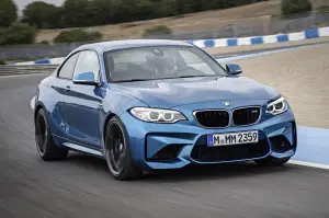 BMW M2 Coupe - nuova galleria - 24