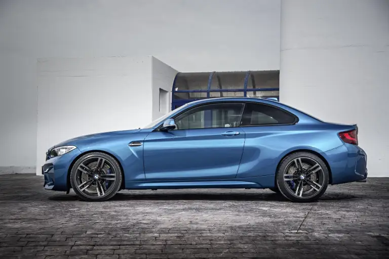 BMW M2 Coupe - 35