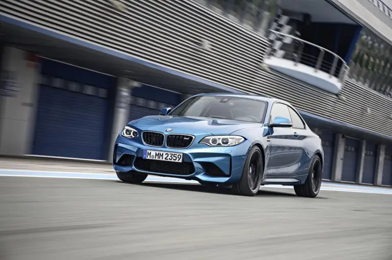 BMW M2 Coupe - 51