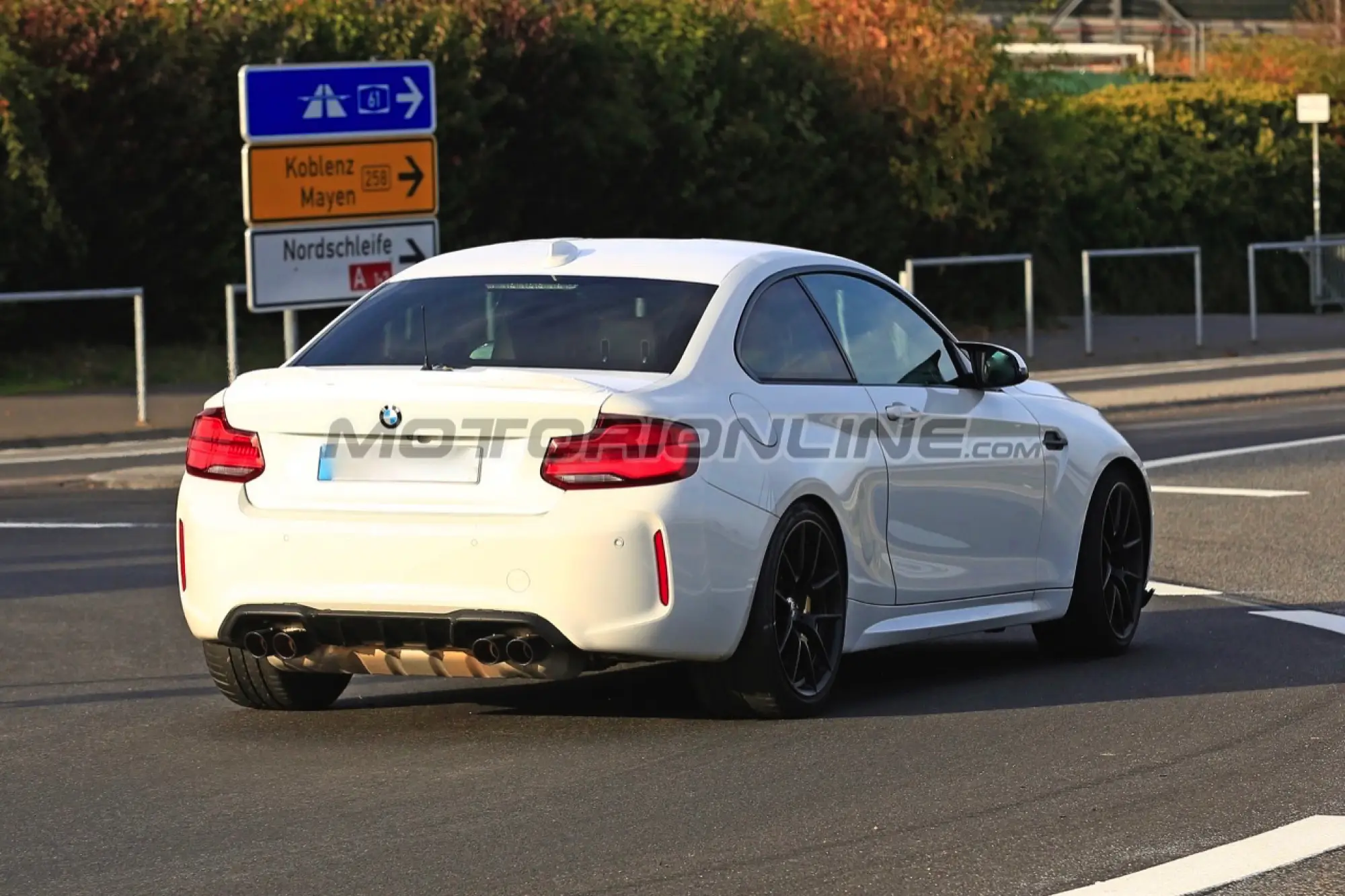 BMW M2 CS - Foto spia 10-10-2018 - 8