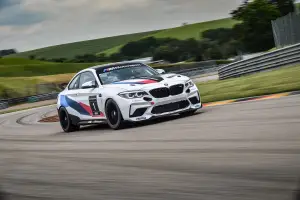 bmw m2 cs racing cup italia 2021 - 10