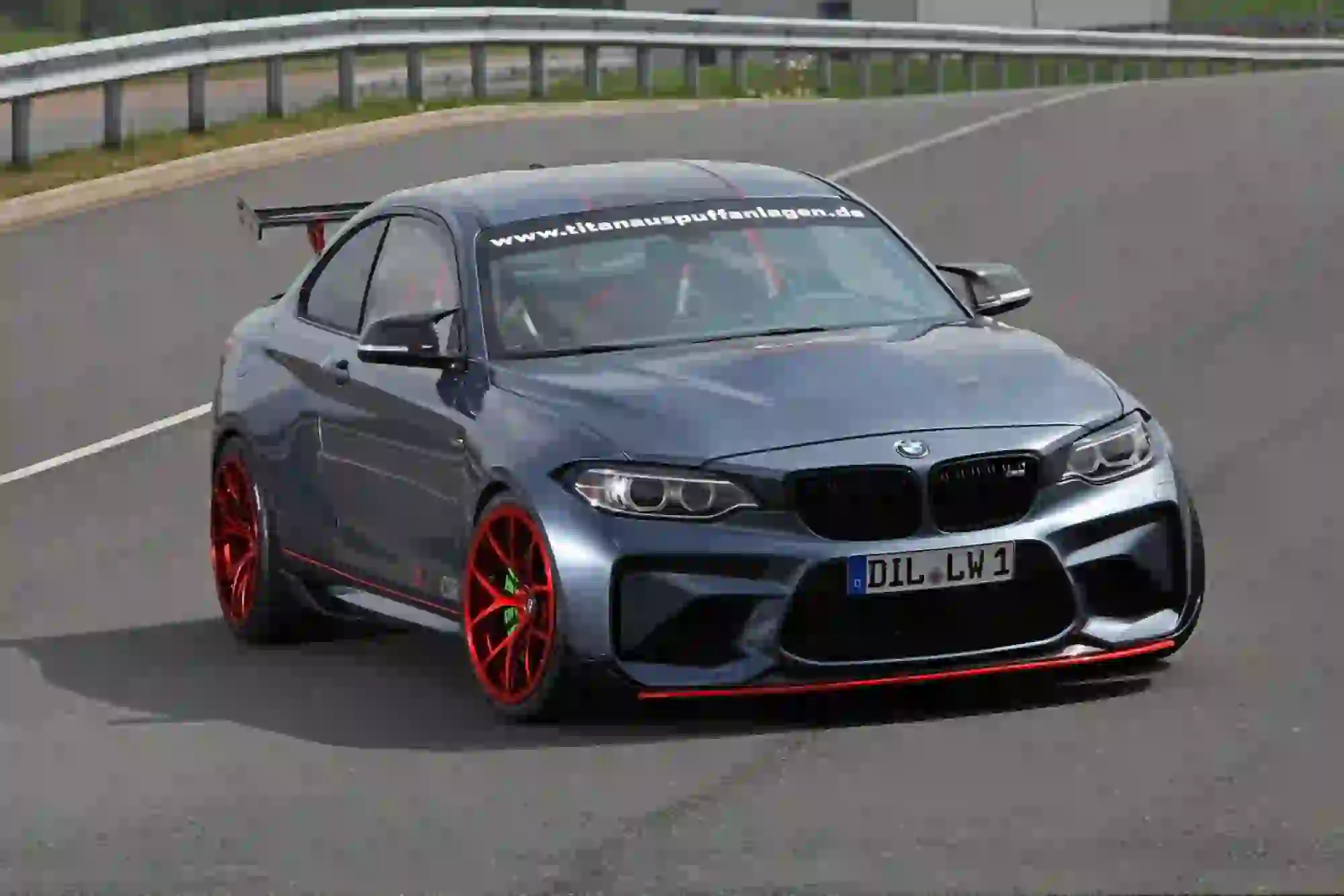 BMW M2 CSR Ligtweight Performance 2017 - 1