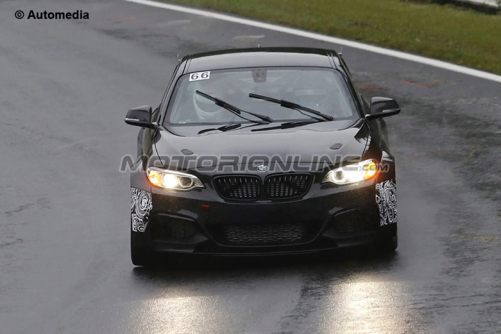 BMW M235i Racing Cup - Foto spia dei potenziali aggiornamenti 20-08-2015 - 1