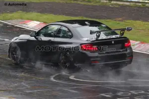 BMW M235i Racing Cup - Foto spia dei potenziali aggiornamenti 20-08-2015