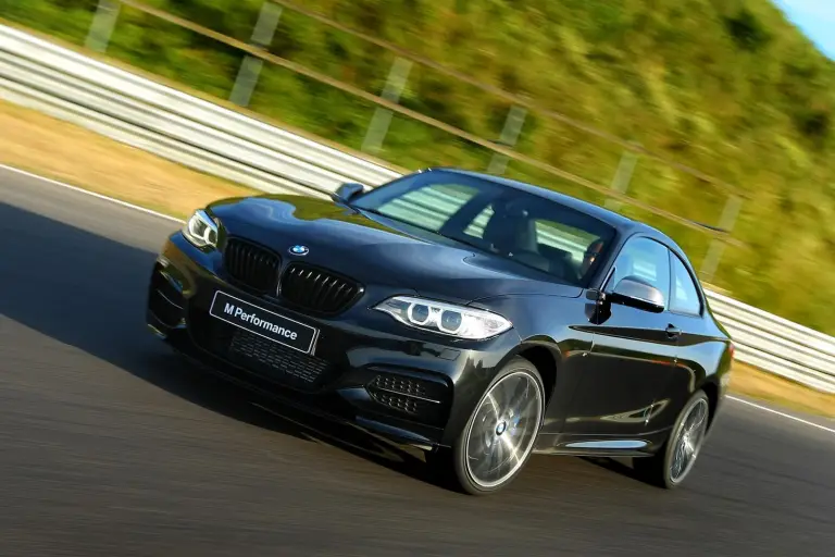 BMW M235i Track Edition - 16