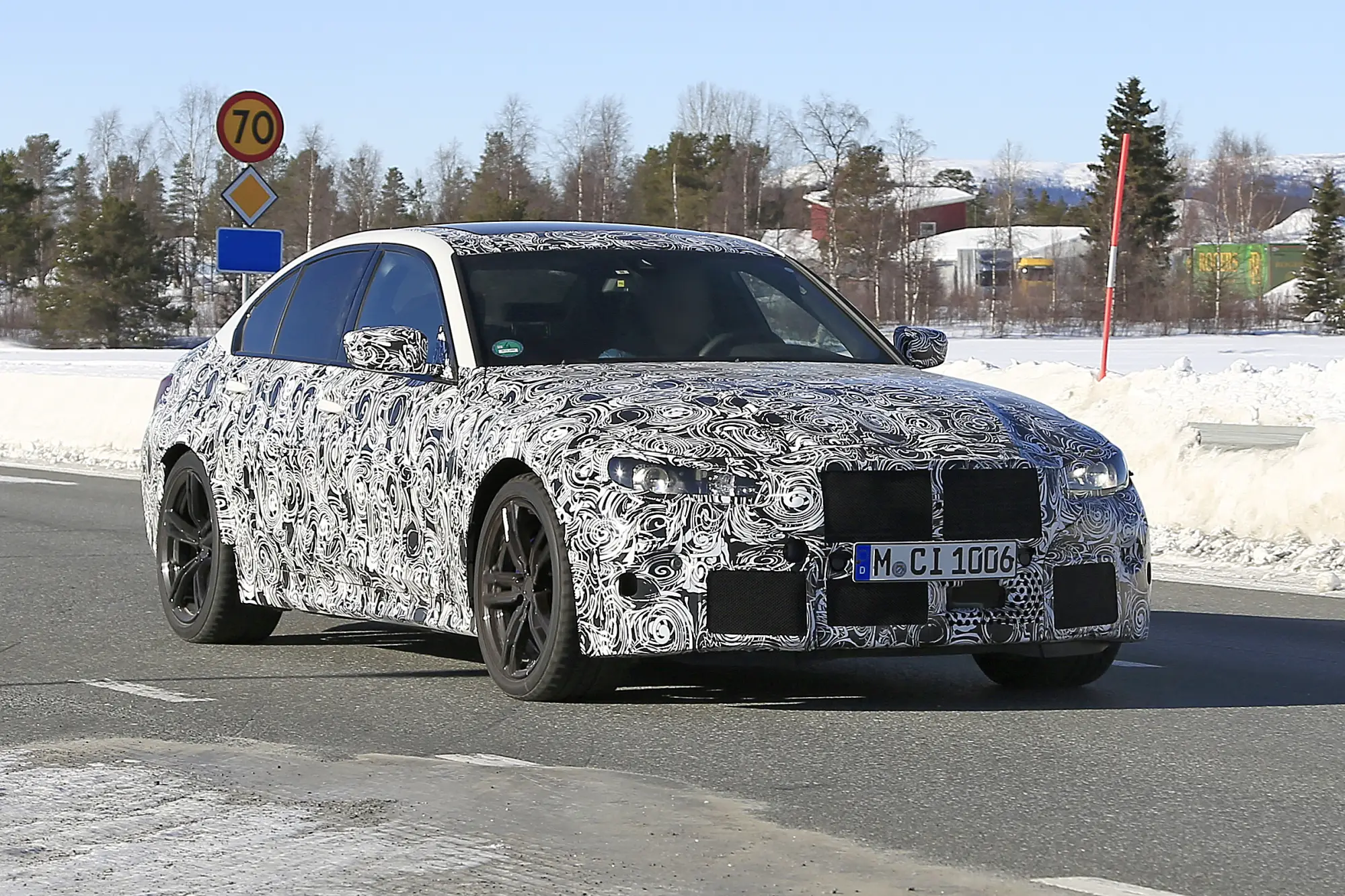 BMW M3 2020 - prme foto spia  - 3