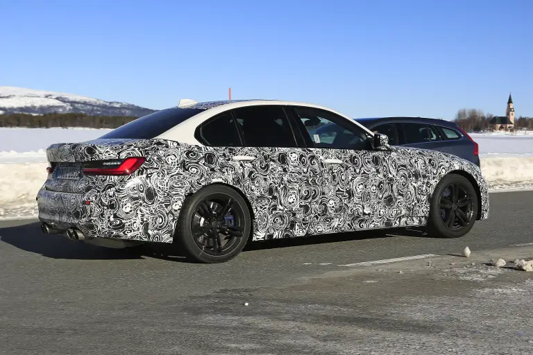 BMW M3 2020 - prme foto spia - 8