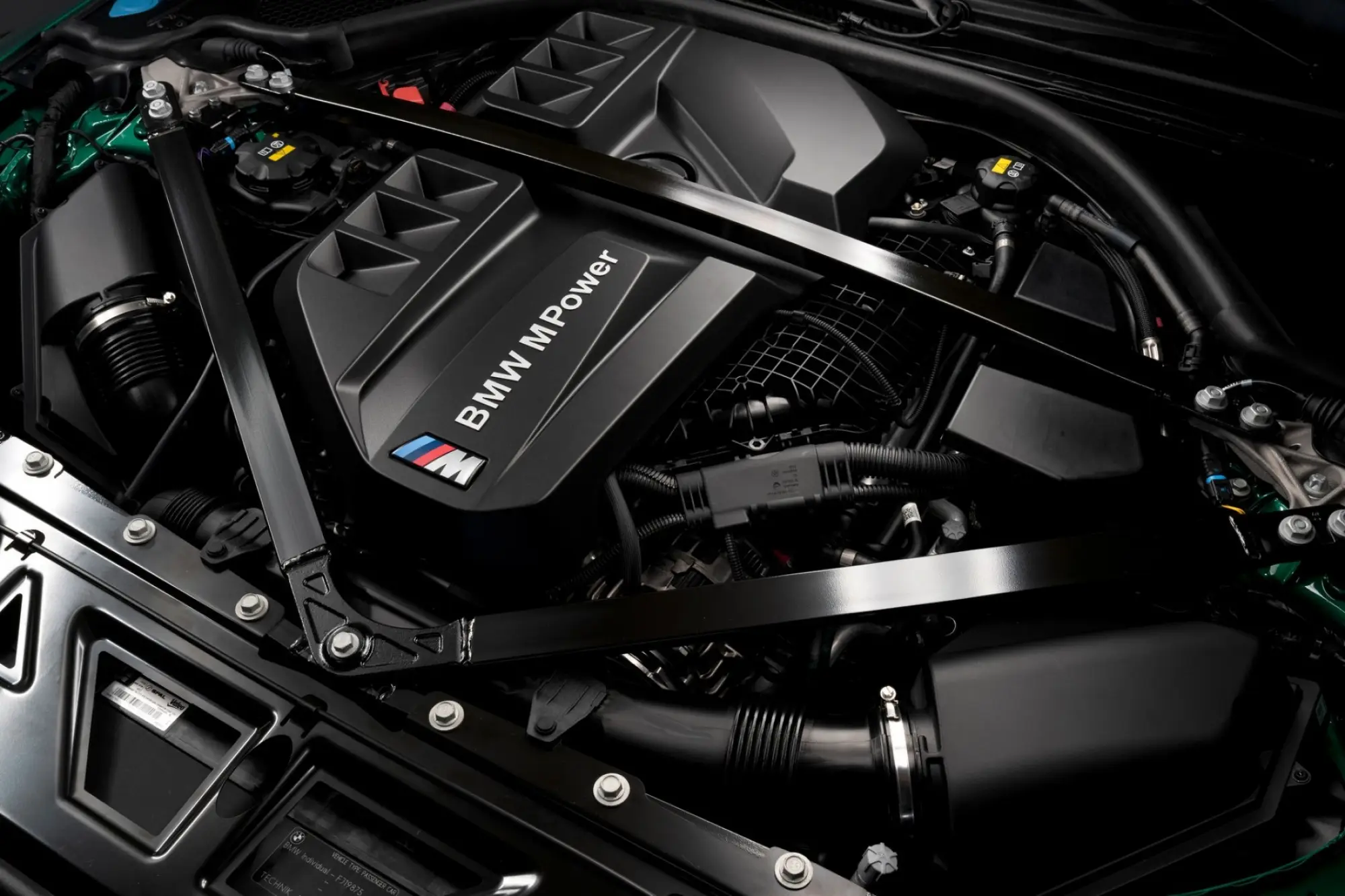 BMW M3 2021 - 23