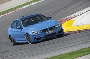 BMW M3 berlina ed M4 Coupe MY 2014 - 13