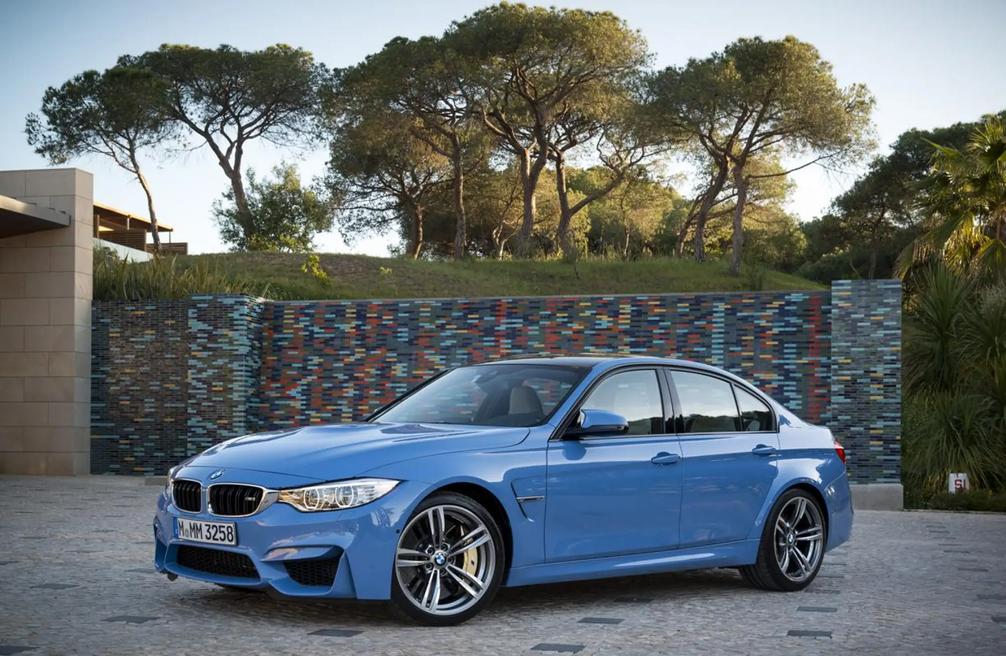 BMW M3 berlina ed M4 Coupe MY 2014 - 25