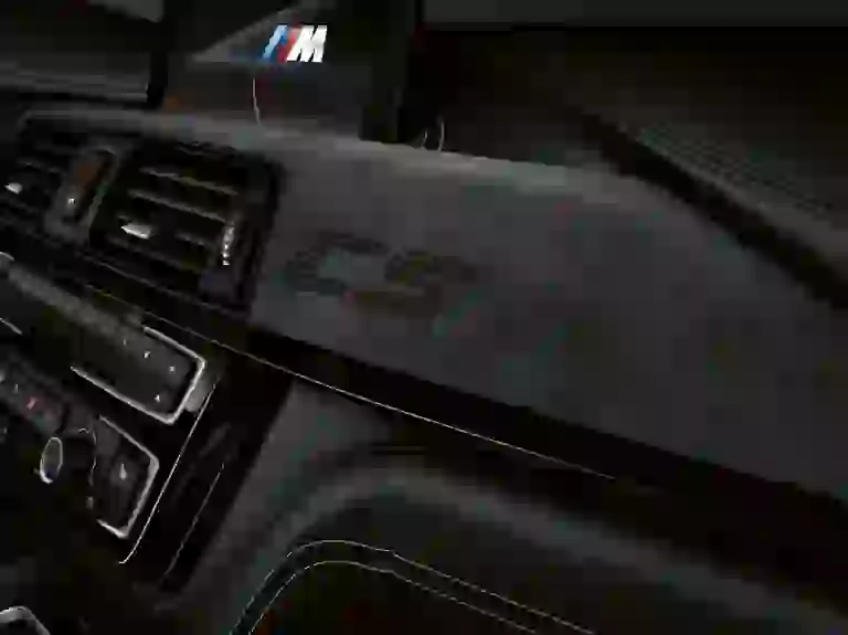 BMW M3 CS 2018 - 10