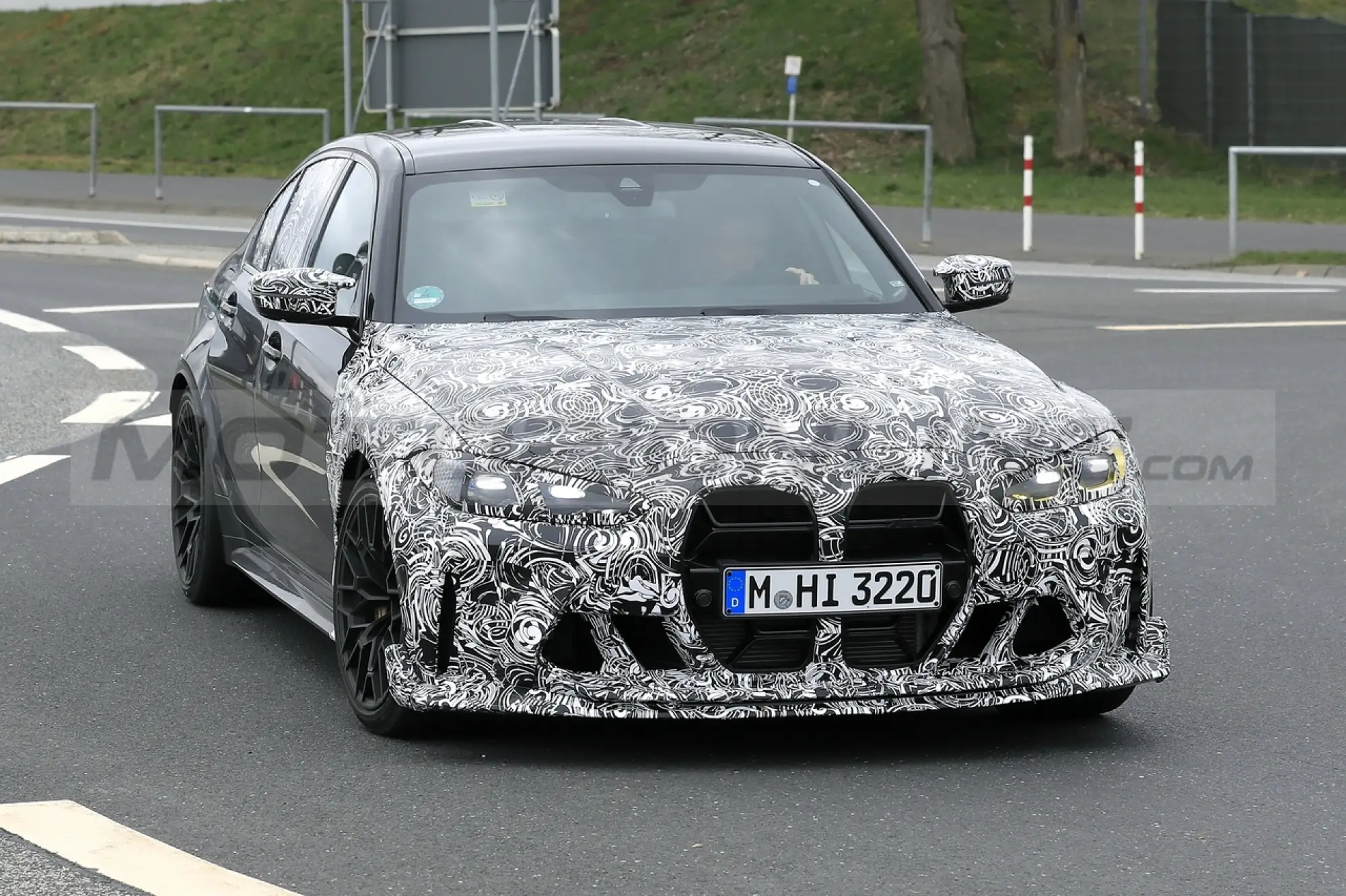 BMW M3 CSL - Foto Spia 07-04-2022 - 13