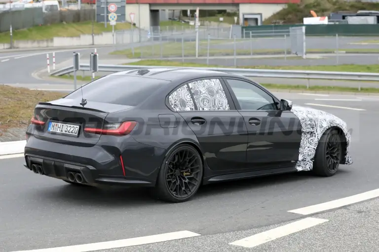 BMW M3 CSL - Foto Spia 07-04-2022 - 7