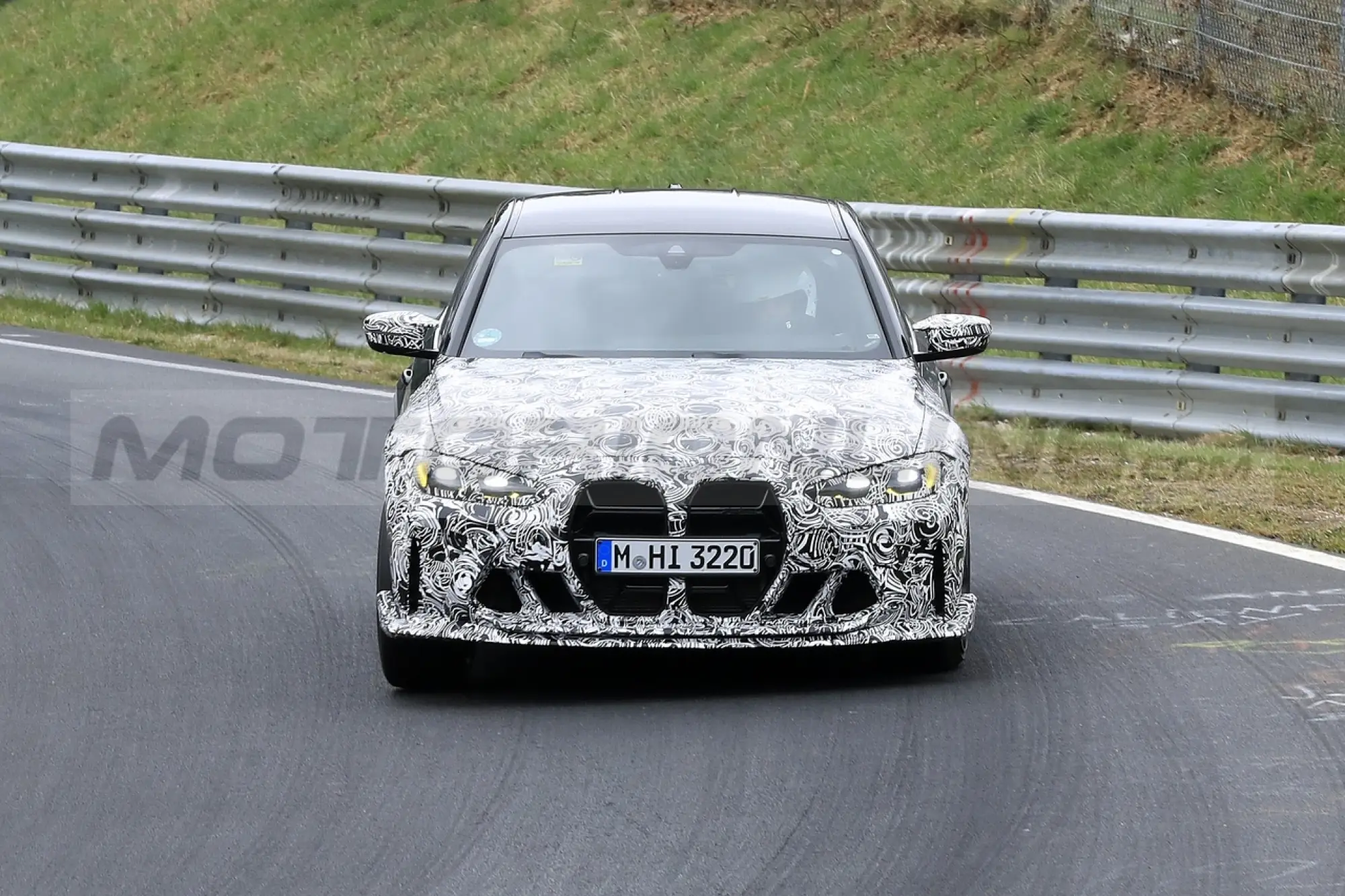 BMW M3 CSL - Foto Spia 07-04-2022 - 10