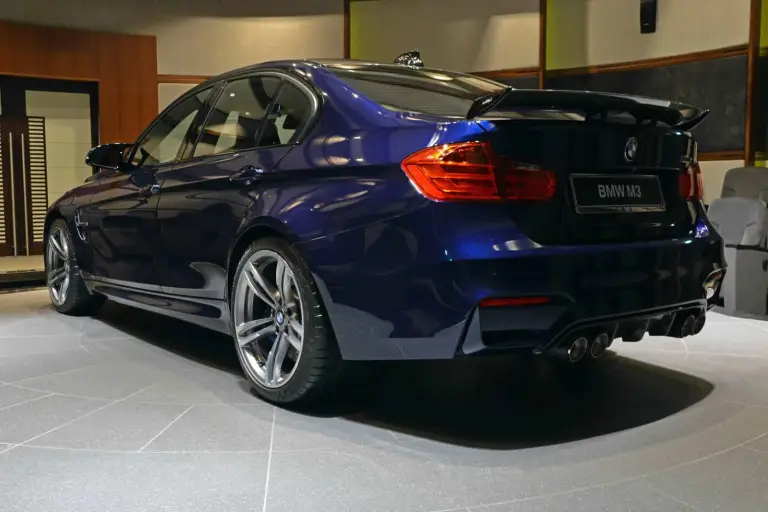 BMW M3 Tanzanite Blue - 11