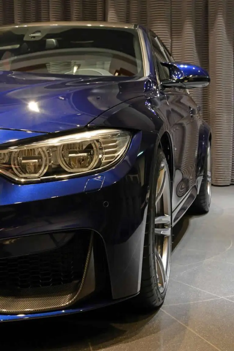 BMW M3 Tanzanite Blue - 12
