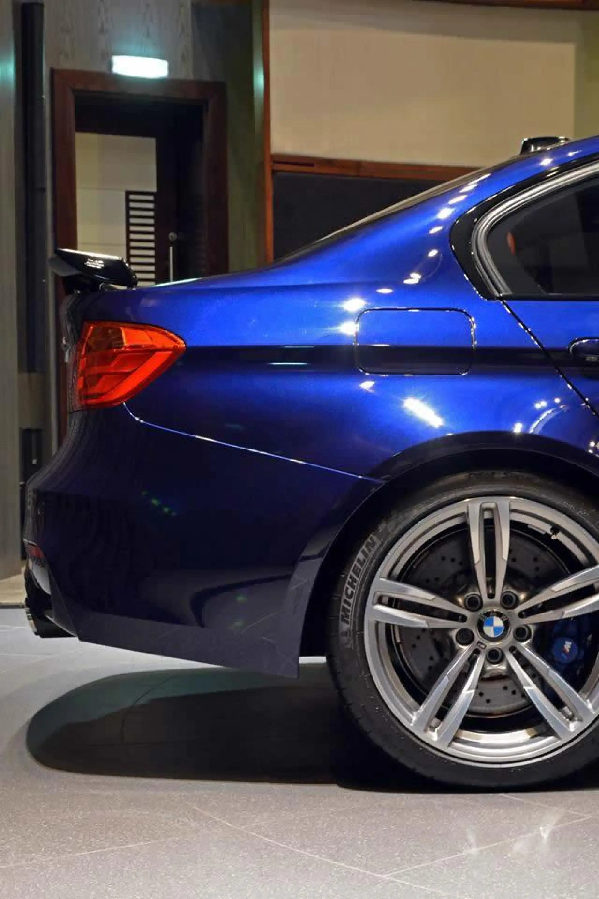 BMW M3 Tanzanite Blue - 14